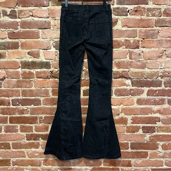 NEW We the Free Free People Flare Bell Bottom Jeans size 25 Floral Panel Stretch - Picture 6 of 8
